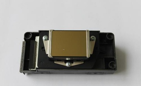 武藤寫真機的噴頭 武藤寫真機的噴頭